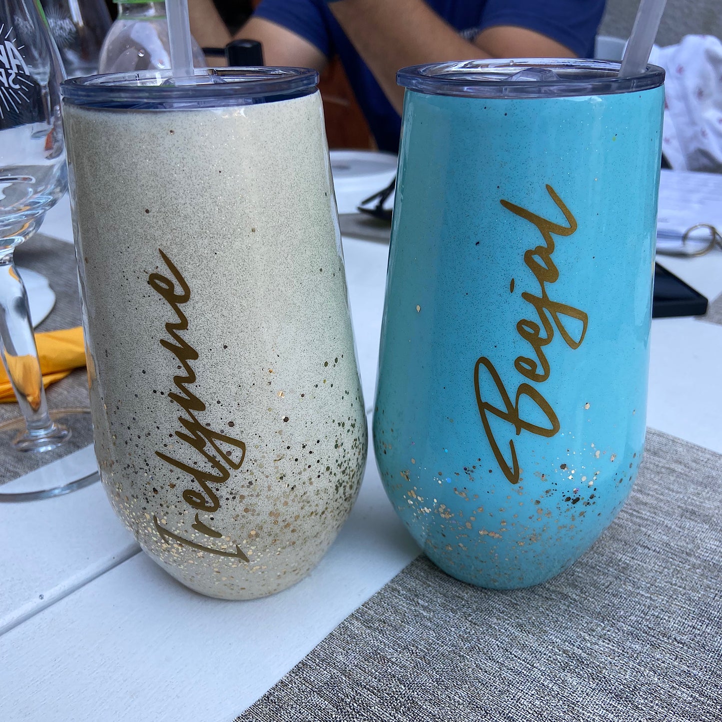 CUSTOM PERSONALIZED STEMLESS WINE GLASS W/ SLIDING LID AND STRAW